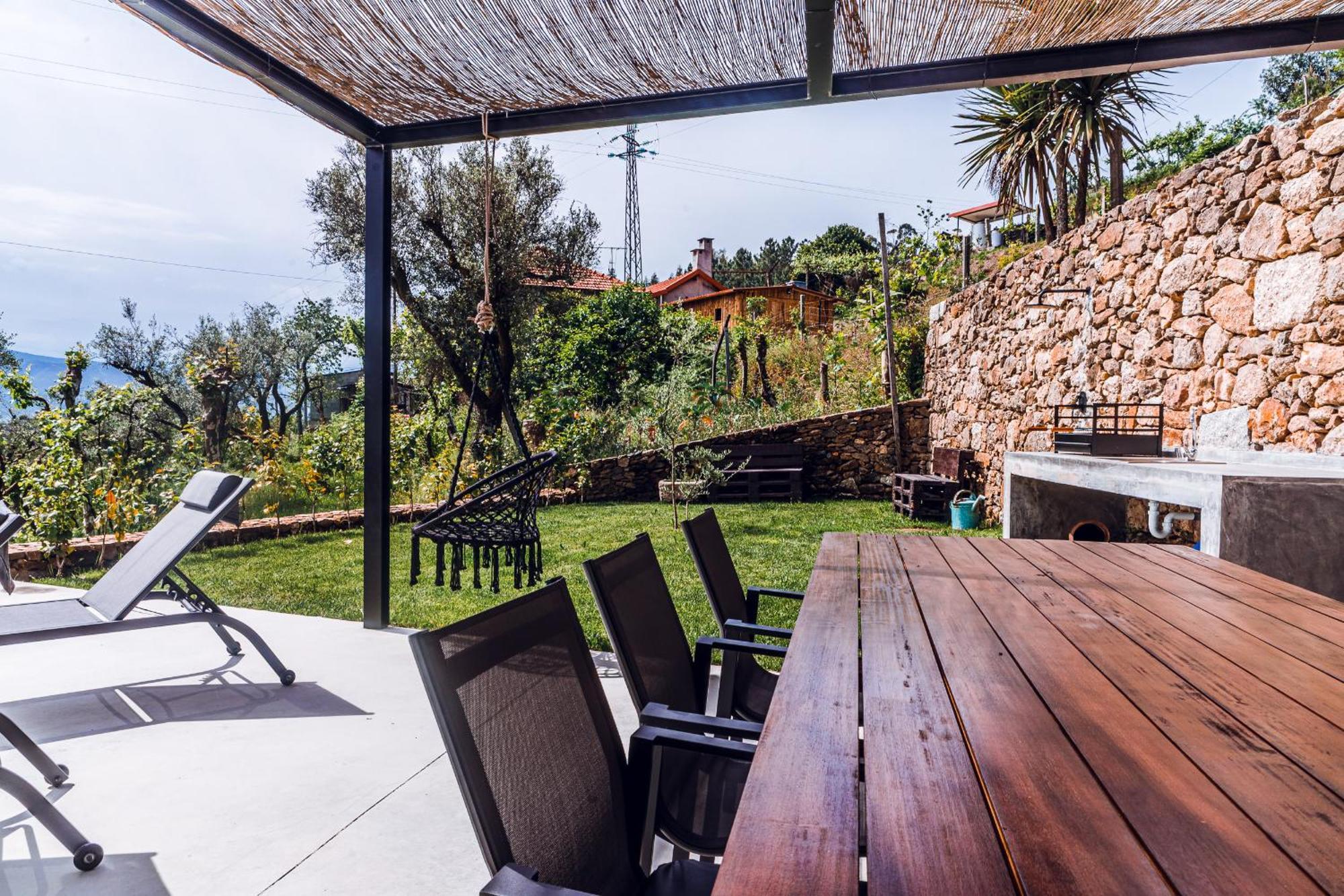 A Casa Dos Avos Guest House Celorico De Basto Exterior photo